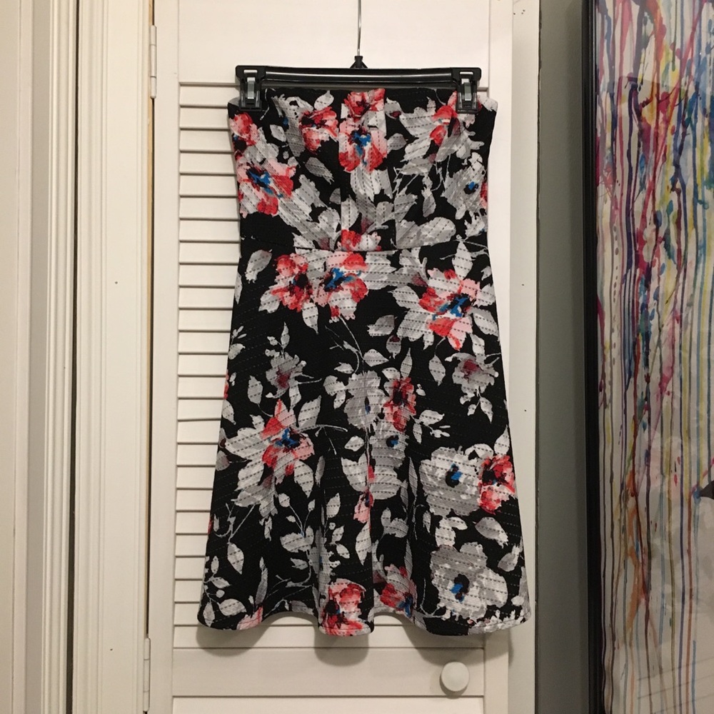 Express Strapless Dress